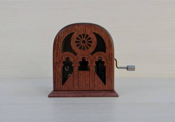 ave-maria-cutiuta-muzicala ave-maria-cutiuta-muzicala