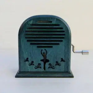 swan-lake-tchaikovsky-cutiuta-radio