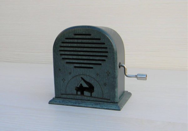 02-moonlight-sonata-cutiuta-muzicala 02-moonlight-sonata-cutiuta-muzicala