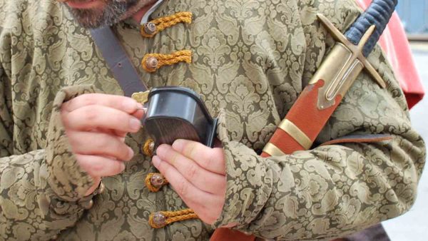 boltom-love-to-create-01 boltom-love-to-create-01