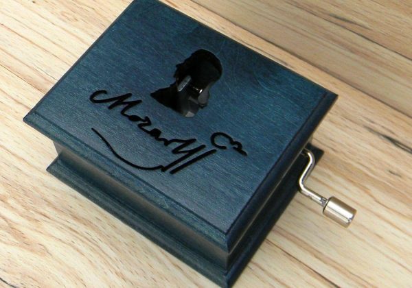 mozart-cutiuta-muzicala mozart-cutiuta-muzicala